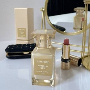عطر ادکلن تام فورد وانیلا سکس
