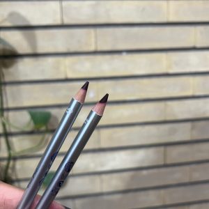 مداد چشم زرشکی بارین